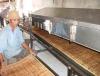 Cơ sở sản xuất bánh tráng Thế Sơn đầu tư dây chuyền sản xuất gần 500 triệu đồng năm 2011.