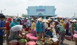 Chợ trái cây Vĩnh Kim vào những ngày cuối năm