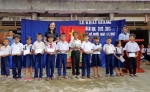 CLB Sáng tác trẻ Tiền Giang trao 80 phần quà cho học sinh nghèo