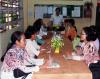 Một buổi họp tổ chuyên môn của giáo viên trường THCS Tân Phong.