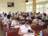 Học sinh tham gia kỳ khảo sát tại trường THPT Cái Bè.