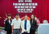 Lãnh đạo Hội VHNT Tiền Giang chụp hình lưu niệm với HS Vũ Giáng Hương (thứ 3 từ trái sang) - Chủ tịch LH các Hội VHNT 