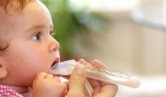 Trẻ cần được khám khi có các triệu chứng viêm nhiễm hô hấp.