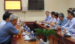 Chủ tịch UBND tỉnh Lê Văn Hưởng gặp gỡ, tiếp xúc với doanh nghiệp