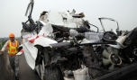 Xe cứu thương đâm ôtô tải trên đường cao tốc Trung Lương, 3 người chết
