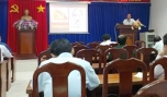 Đ/c Nguyễn Thanh Hiền, Phó Trưởng Ban Tuyên giáo Tỉnh ủy giới thiệu các nội dung tập huấn .