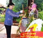 Phó Chủ tịch QH Nguyễn Thị Kim Ngân thăm, tặng quà gia đình chính sách