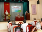 GS.TSKH Tô Ngọc Thanh - Chủ tịch Hội Văn nghệ Dân gian Việt Nam giảng dạy tại lớp tập huấn