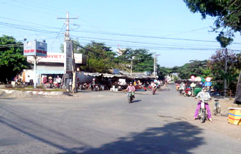 Một góc chợ Thanh Bình.