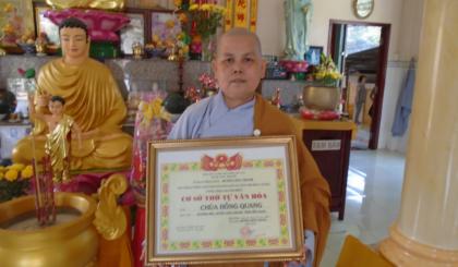 Chùa Hồng Quang nhận QĐ và Bằng công nhận “Cơ sở thờ tự văn hoá” của UBND huyện Châu Thành