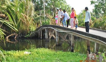 Hiện trường cây cầu nơi cháu Lương Thị Bích Thảo bị tai nạn.
