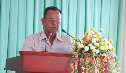 Ông Lê Văn Thoại phát biểu tại Hội nghị Nông dân sản xuất - kinh doanh giỏi huyện Cai Lậy năm 2014.