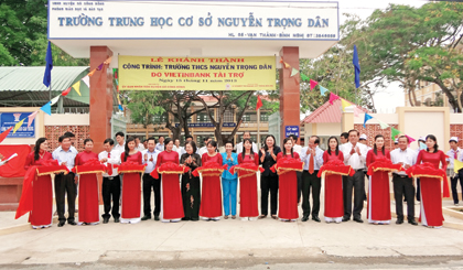 Trường THCS mang tên người chiến sĩ cách mạng Nguyễn Trọng Dân đã được khánh thành và đưa vào sử dụng vào tháng 11-2013 Ảnh: HOÀNG NAM