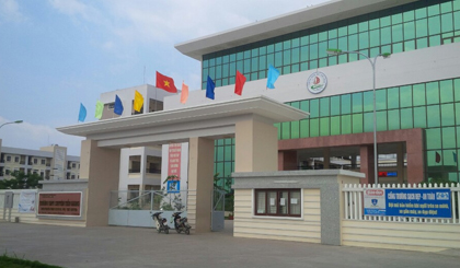 Ủy ban nhân dân tỉnh Tiền Giang vừa có Quyết định công nhận Trường Trung học phổ thông Chuyên Tiền Giang đạt chuẩn quốc gia.