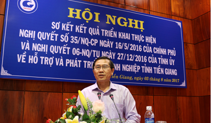 Ông Nguyễn Hữu Đệ, Trưởng Văn phòng Đại diện VCCI tại tỉnh Tiền Giang đánh giá cao những nỗ lực của tỉnh Tiền Giang trong triển khai thực hiện Nghị quyết số 35 và Nghị quyết 06, với nhiều giải pháp hỗ trợ và phát triển DN