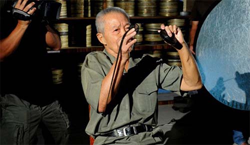 Đạo diễn Lê Châu - một trong những nhà quay phim đầu tiên của điện ảnh miền Tây Nam bộ - Ảnh: Lê Vũ Hoàng