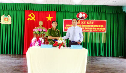 Lãnh đạo Sở VH-TT&DL và Trại giam Phước Hòa ký kết Kế hoạch phối hợp.