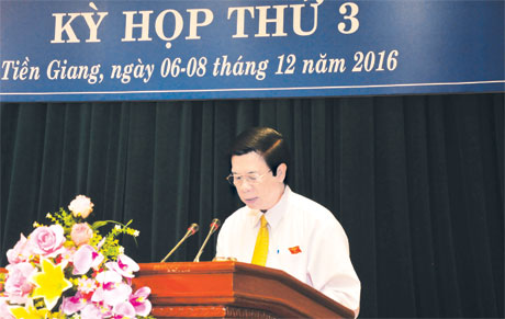 Ông Nguyễn Văn Danh, Ủy viên BCH Trung ương Đảng, Bí thư Tỉnh ủy, Chủ tịch HĐND tỉnh phát biểu khai mạc kỳ họp.